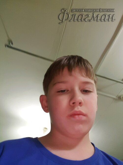 4cde52bc.ID Photo.034848